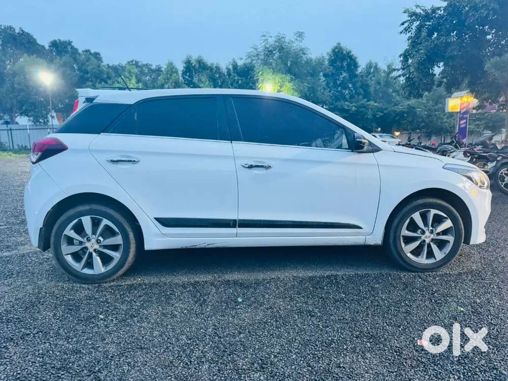 Hyundai Elite I20 2016 Dual Tone