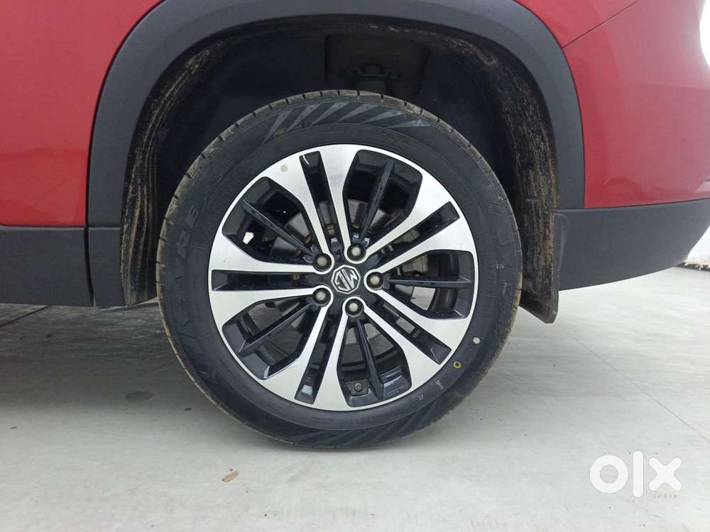 Mg Hector Plus 1.5 Sharp Turbo Cvt 6 Str, 2021, Petrol