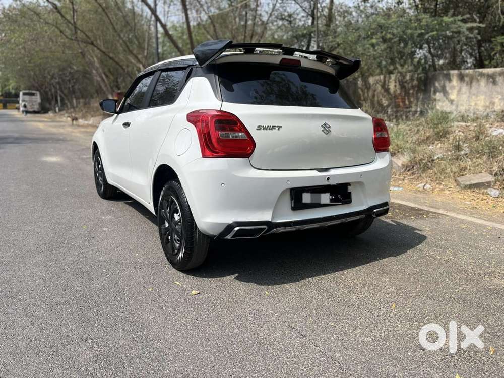 Maruti Suzuki Swift Lxi Optional-o, 2023, Petrol