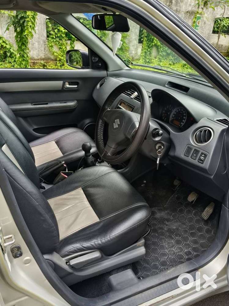 Maruti Suzuki Swift Vxi + Manual, 2006, Petrol