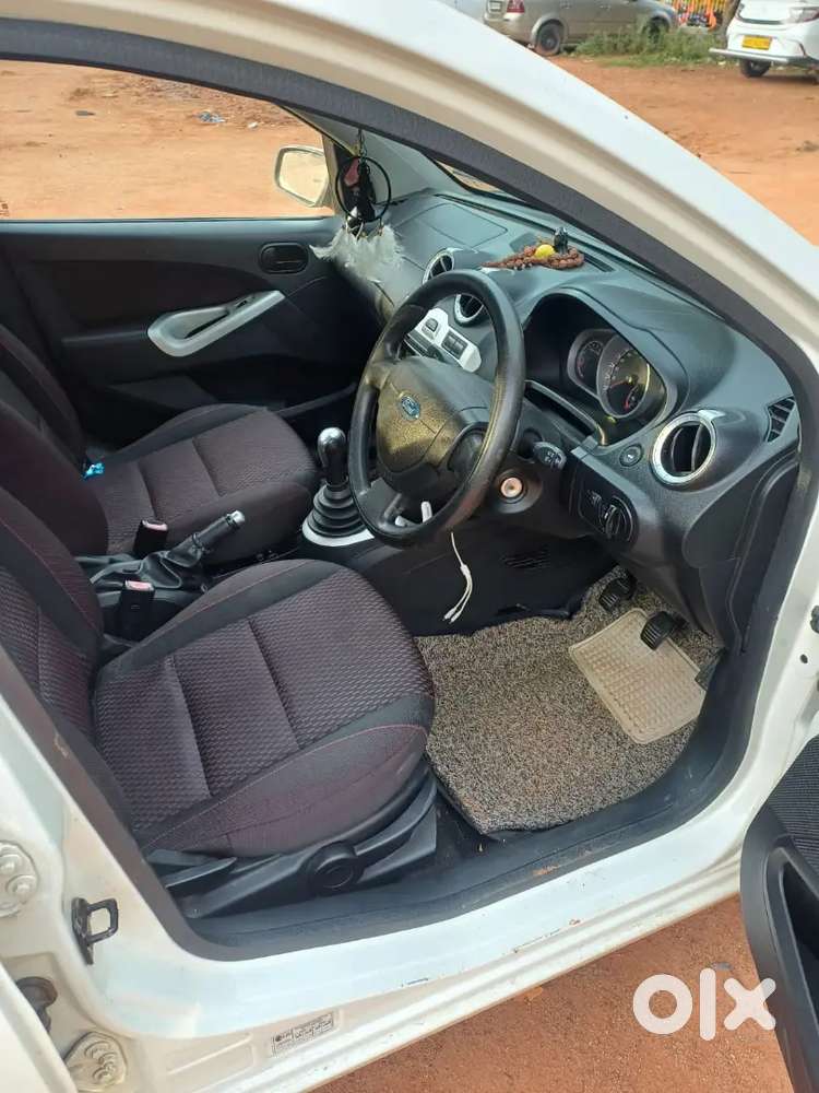 Ford Figo 2012 Petrol Manual