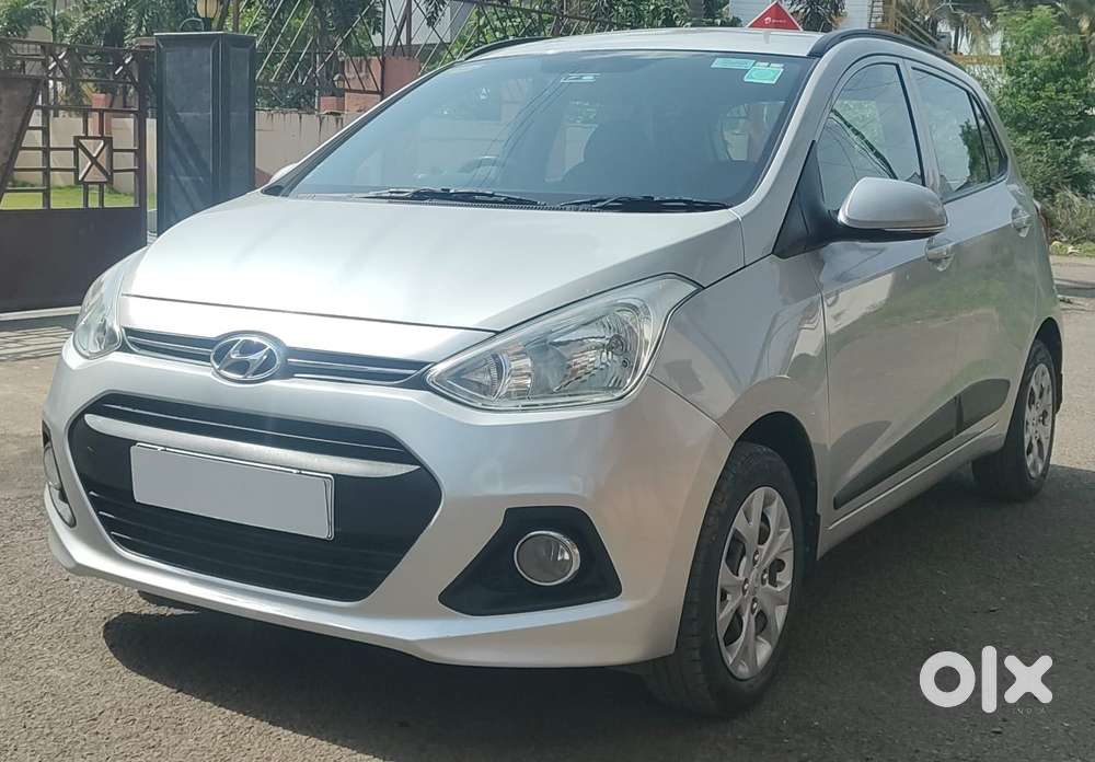 Hyundai Grand I10 Sportz, 2016, Petrol