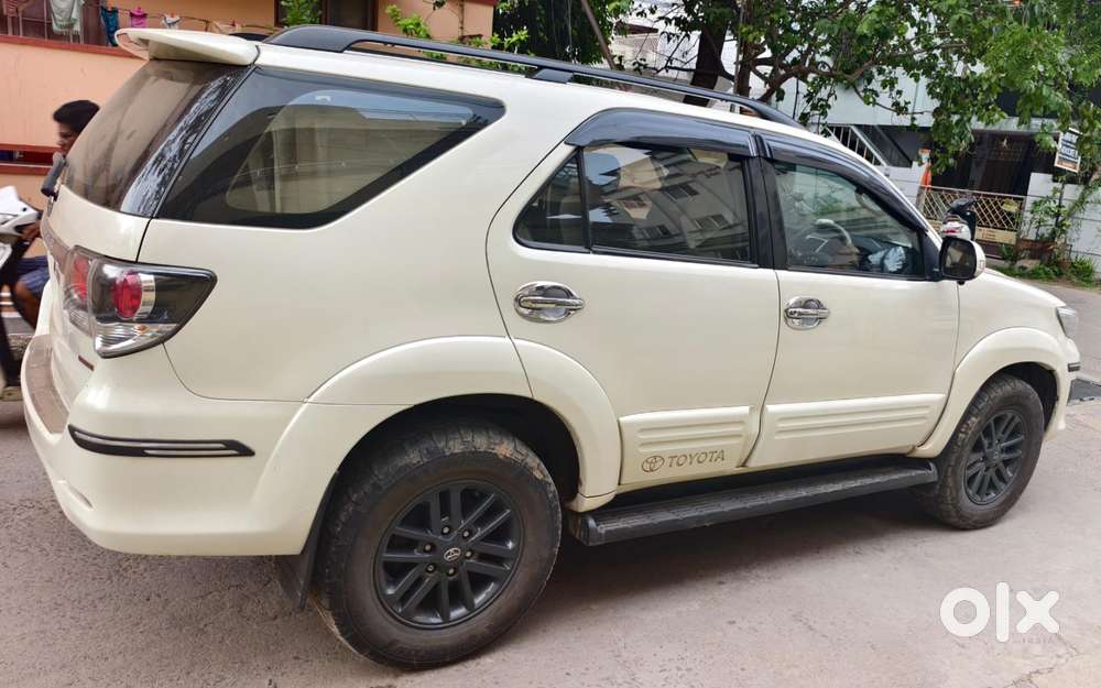 Toyota Fortuner 3.0 4x2 Automatic, 2015, Diesel