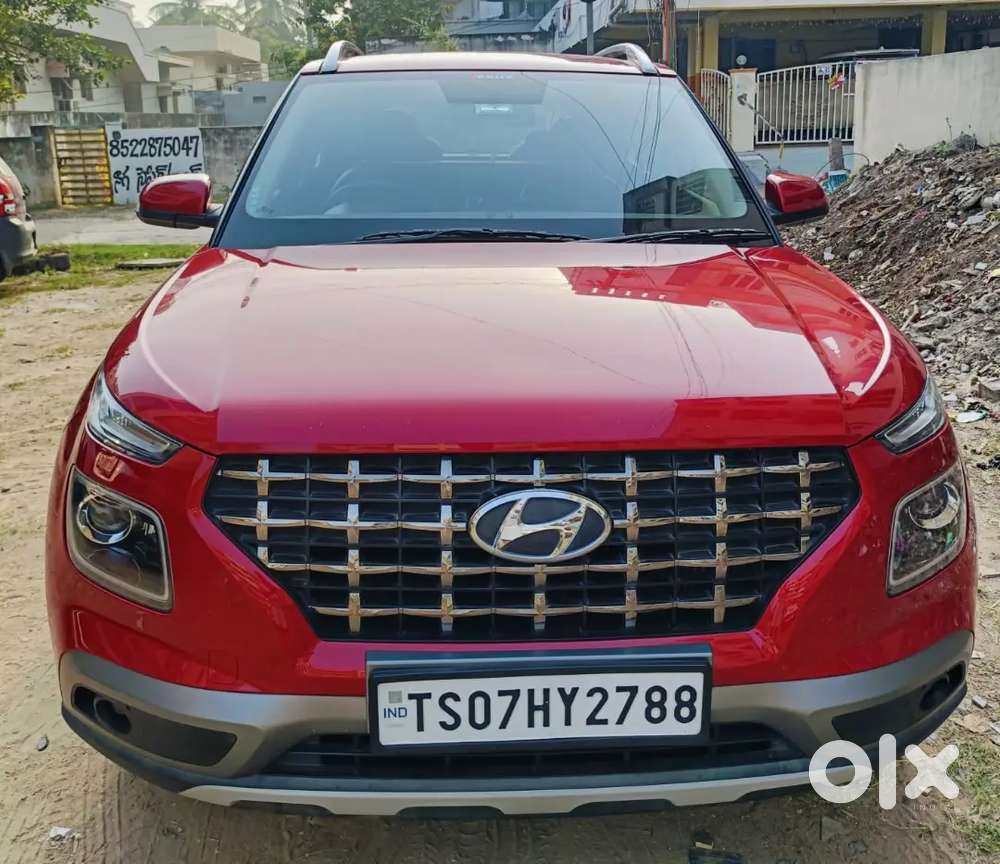 Hyundai Venue 2021 Petrol 41000 Km Driven