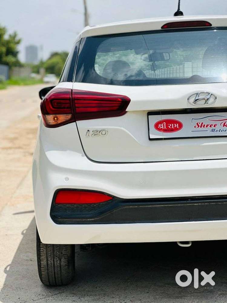 Hyundai I20 Petrol Cvt Asta, 2018, Petrol