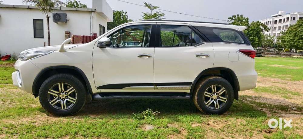 Toyota Fortuner 4x2 At 2.8 Diesel, 2019, Diesel