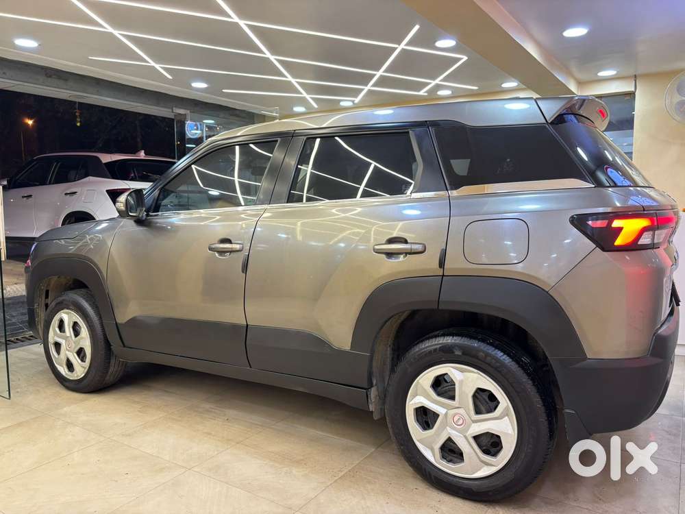 Maruti Suzuki Brezza 1.5 Vxi Smart Hybrid, 2024, Petrol