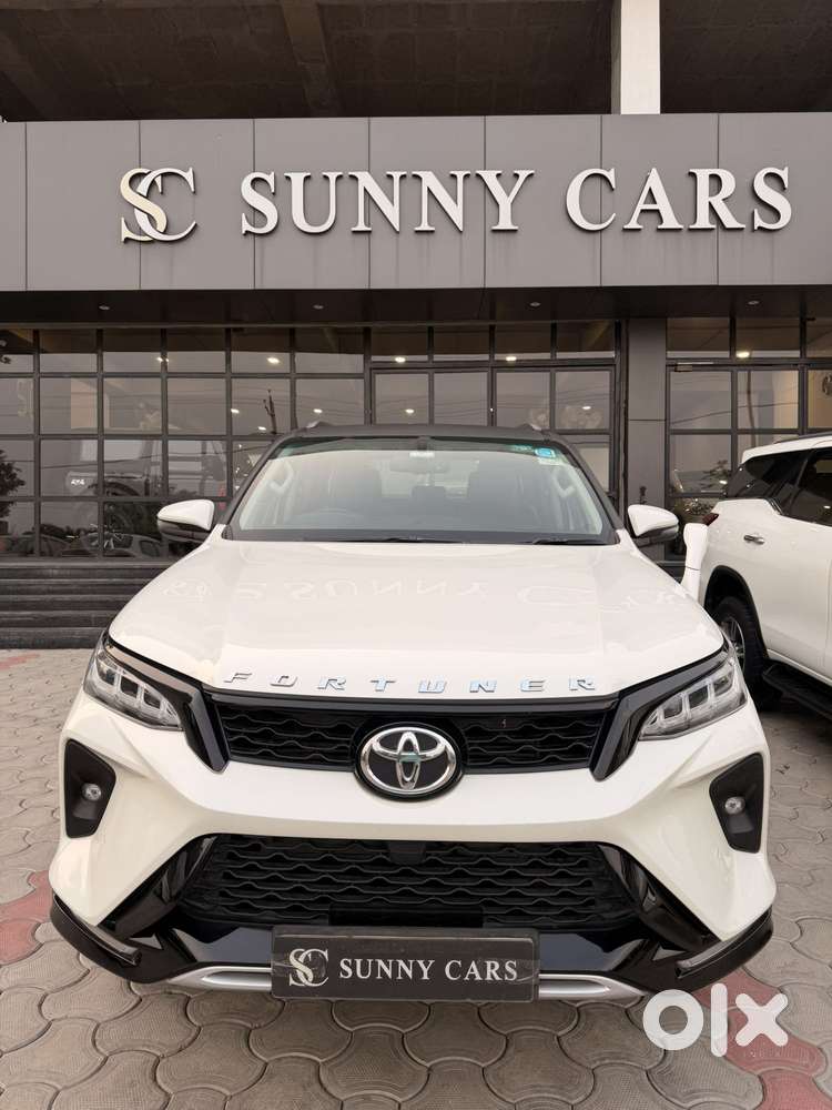 Toyota Fortuner Leader Edition (at), 2021, Diesel