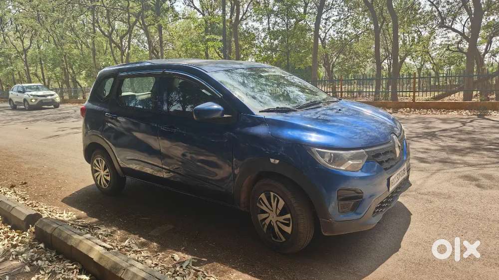 7 Seater Renault Triber 2021 Petrol