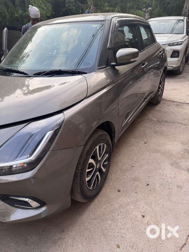Maruti Swift Vxi Petrol 2025