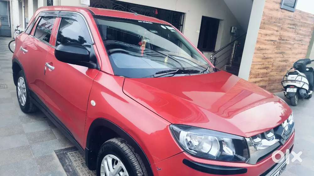 Good Condition Good Looking Show Room Track Single And Drive