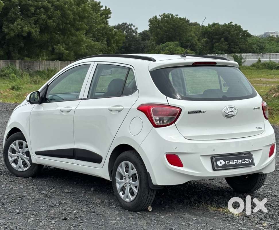 Hyundai Grand I10 2013-2016 Sportz, 2016, Petrol