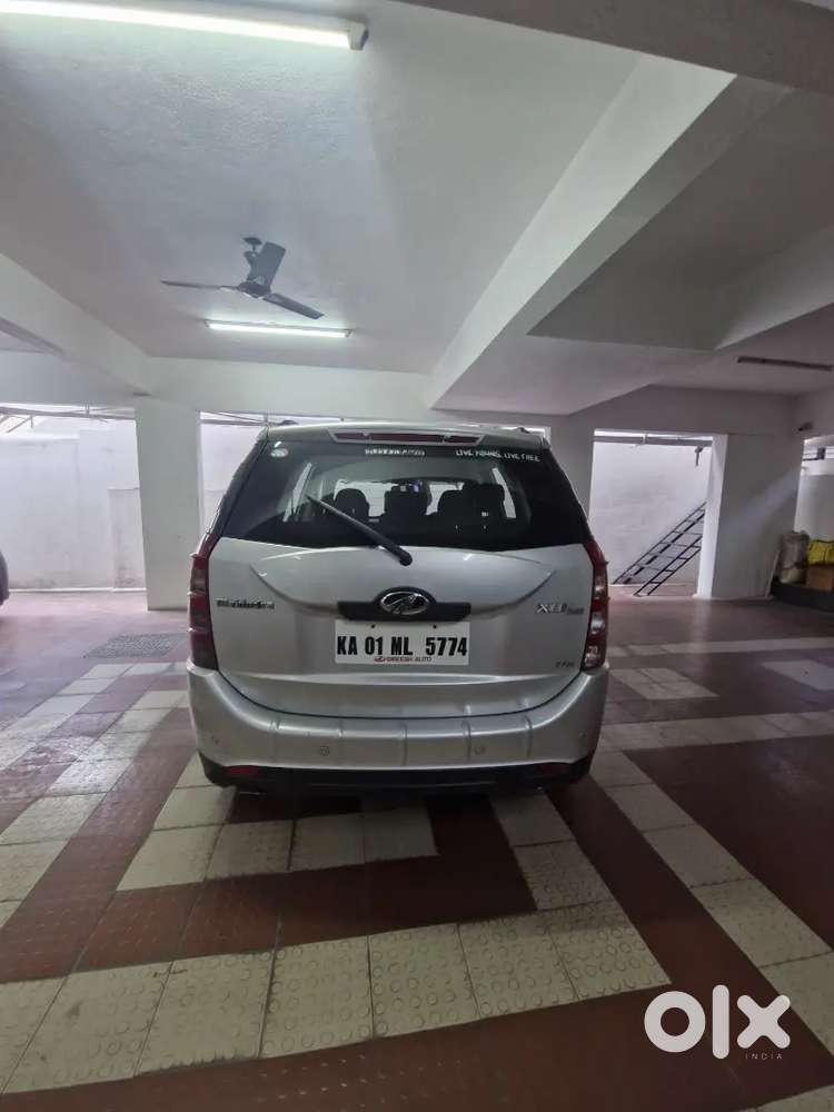Mahindra Xuv500 2014 Diesel 43000 Km Driven