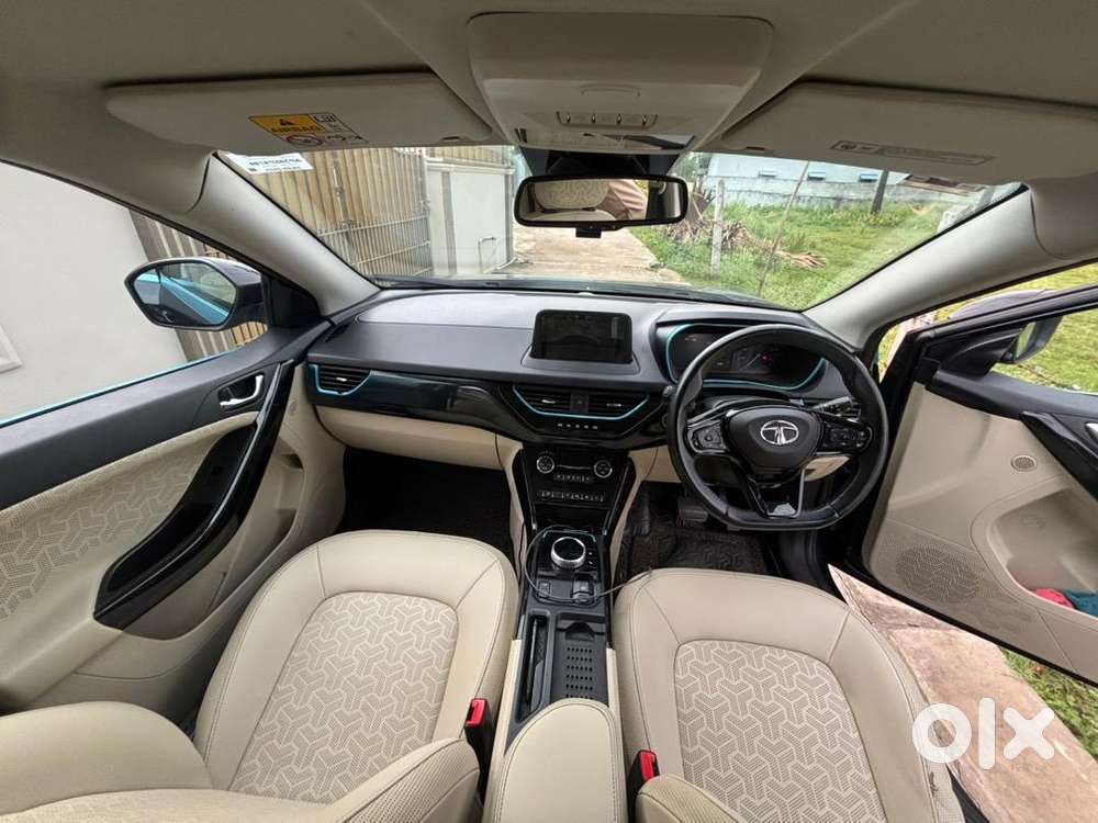 Tata Nexon Ev Max Xz+ Lux 2023 – High Range,battery Soh 94%