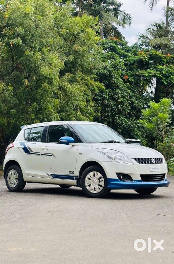 Maruti Suzuki Swift Vxi + Manual, 2013, Petrol