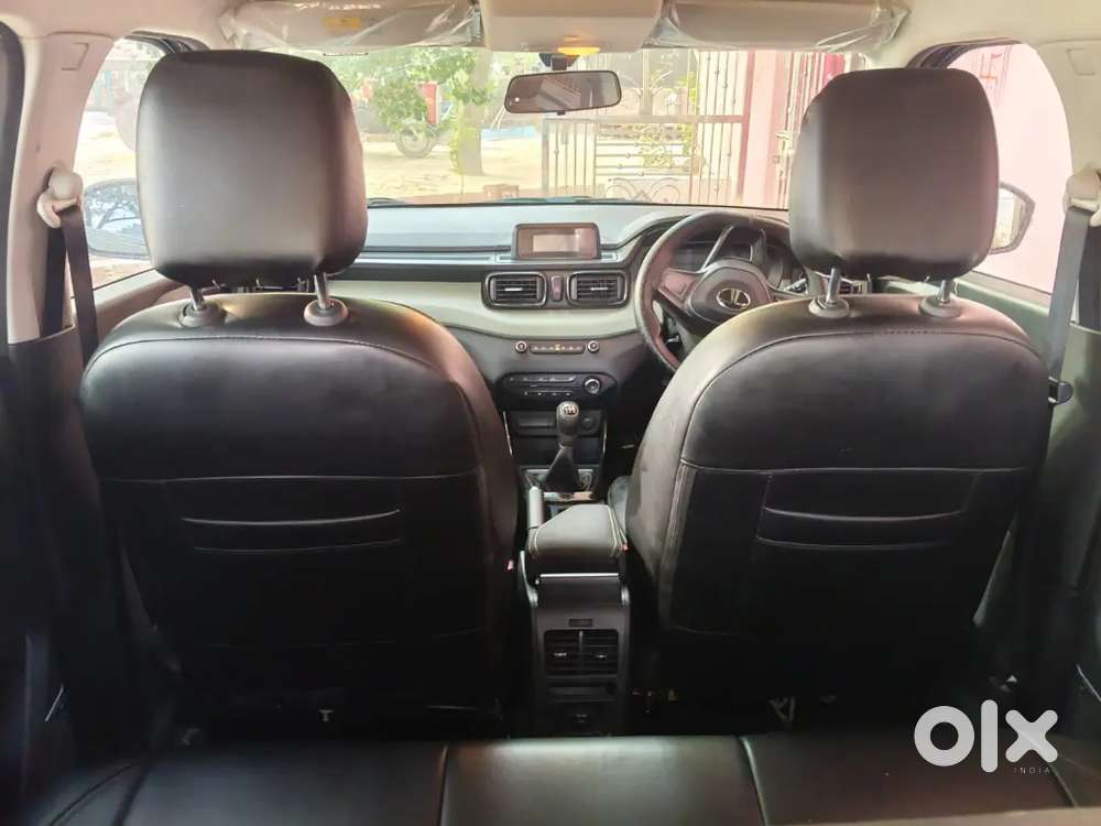 Tata Punch Revotron 2025 Petrol Manual