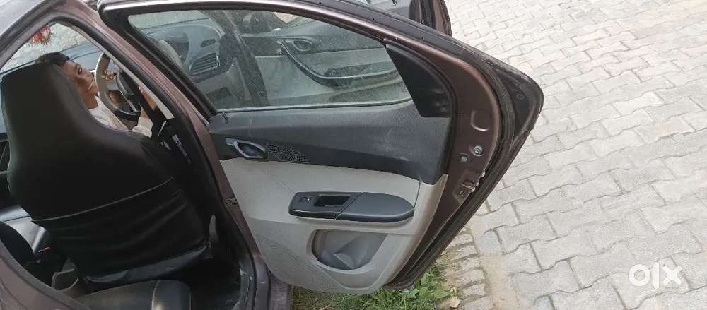 Tata Tiago 2017 Petro Cng Good Condition 5 .10 Hajar Kakharcha Hai