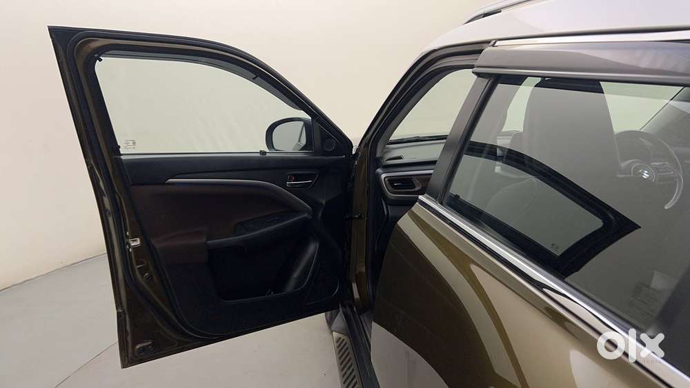 Maruti Suzuki Vitara Brezza 1.5 Zxi Plus At Dual Tone, 2023, Petrol