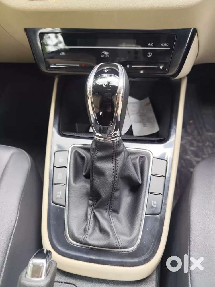Skoda Slavia Style 1.5l Tsi Dsg, 2022, Petrol