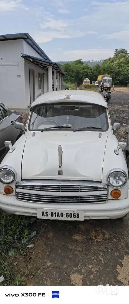 Ambassador Ambassador 2010 Petrol Well Maintained