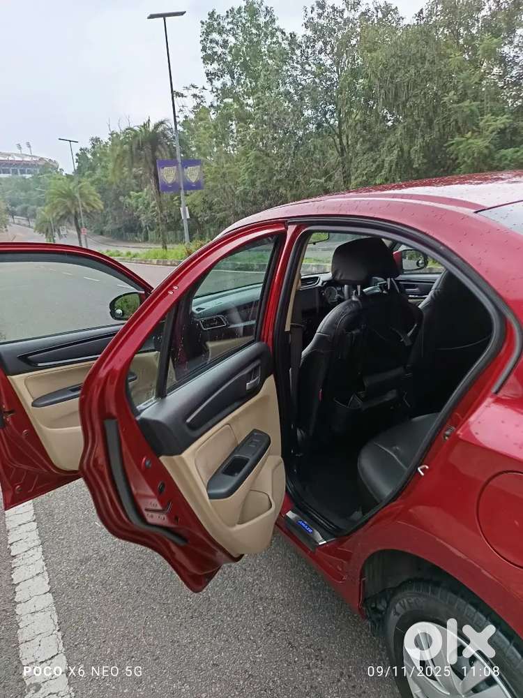 Honda Amaze 2020 Petrol 30000 Km Driven