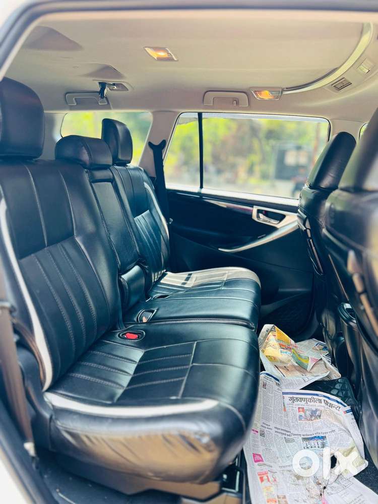 Toyota Innova Crysta 2.4 V 8 Str, 2017, Diesel