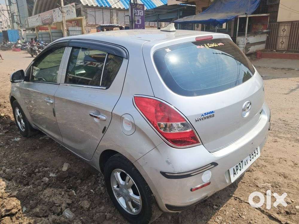 Hyundai I20 Sportz 1.2 Bs-iv, 2010, Petrol