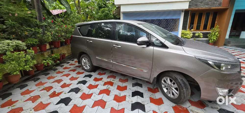 Toyota Innova Crysta 2018 Diesel 124000 Km Driven