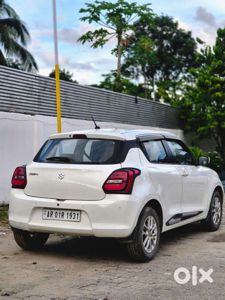 Maruti Suzuki Swift 1.3 Zxi, 2023, Petrol