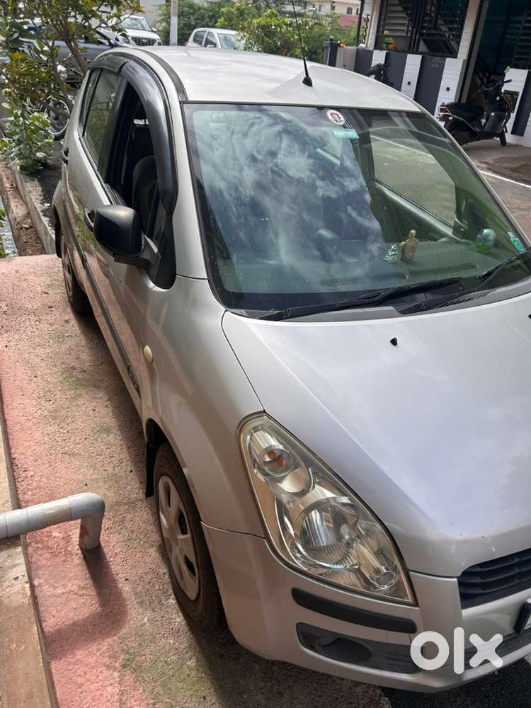 Maruti Suzuki Ritz Manual 2011 Petrol