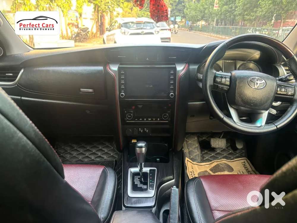 Toyota Fortuner Legender, 2021, Diesel