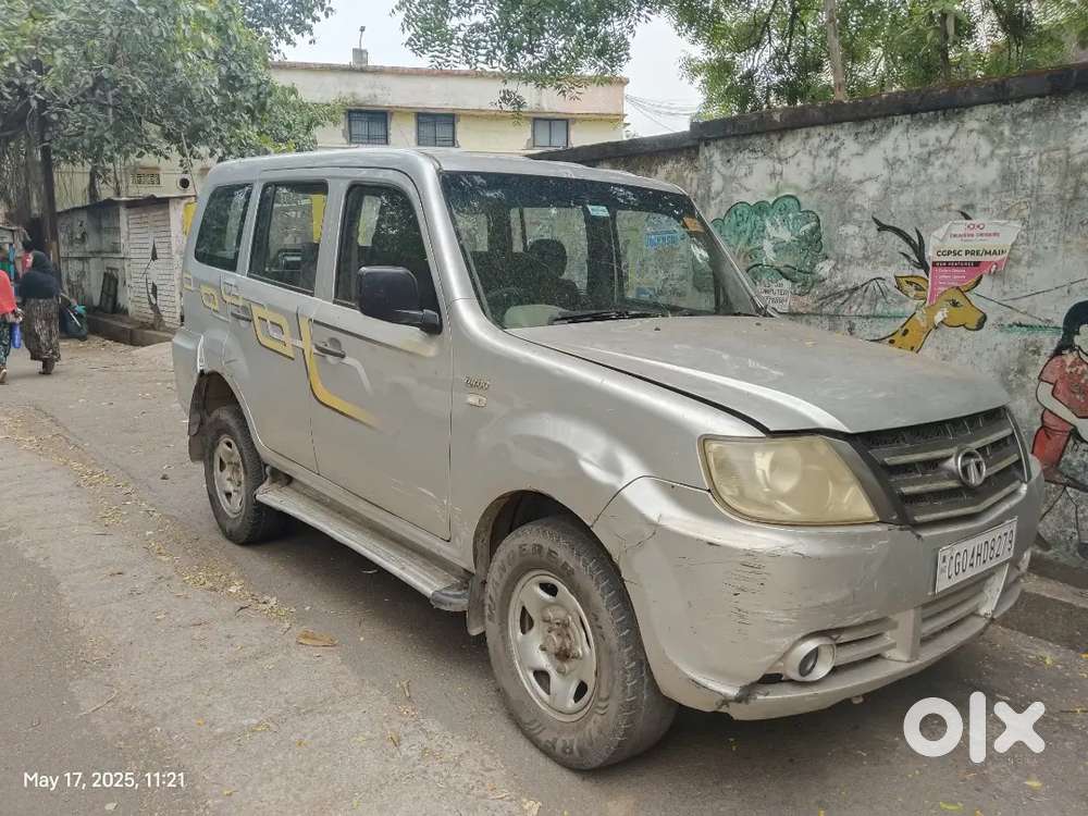 Tata Sumo Grande 2012