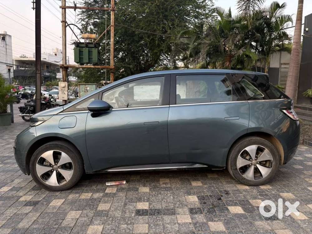 Mg Windsor Ev Essence, 2025, Electric