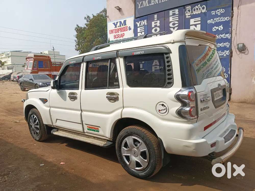 Mahindra Scorpio