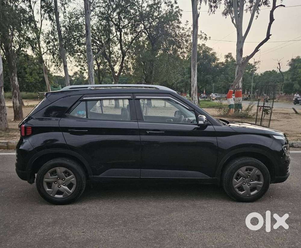 Hyundai Venue Sx, 2024, Petrol