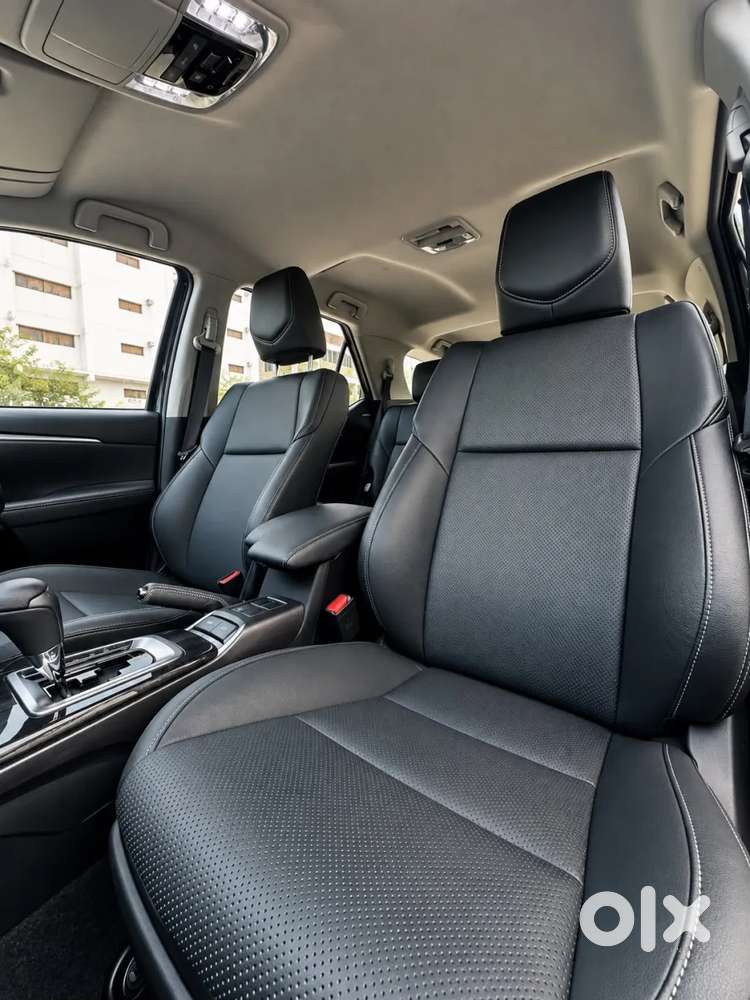 Toyota Fortuner [2021-ongoing] 2.7 2wd Petrol At, 2024, Petrol