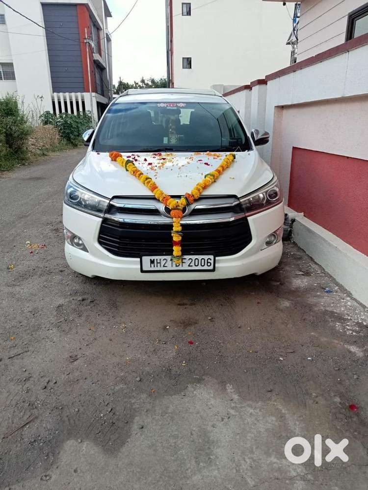 Toyota Innova Crysta 2017 Diesel 226000 Km Driven