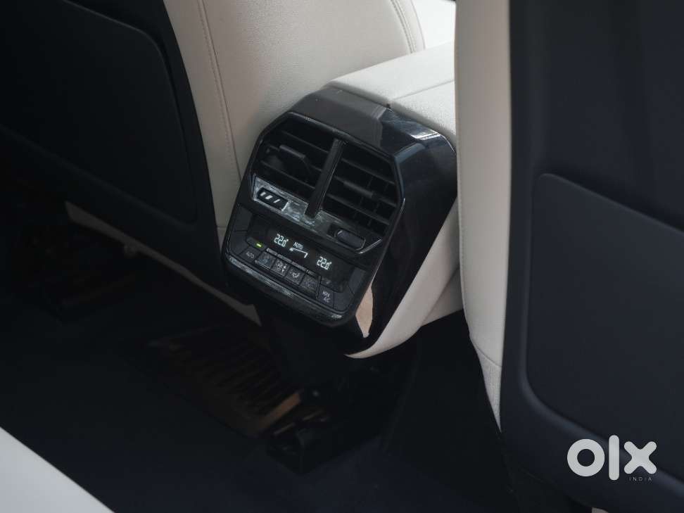 Bmw Ix Xdrive50, 2024, Electric