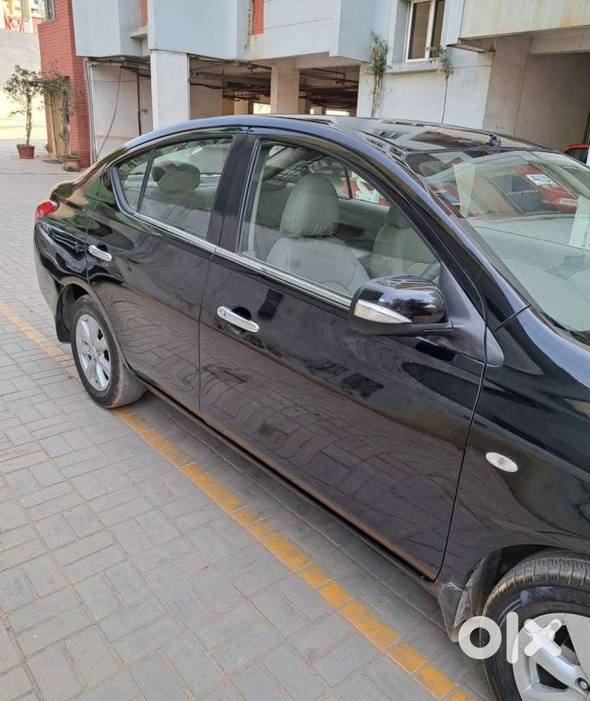 Nissan Sunny Petrol 2011