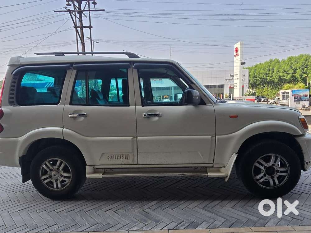 Mahindra Scorpio 2013