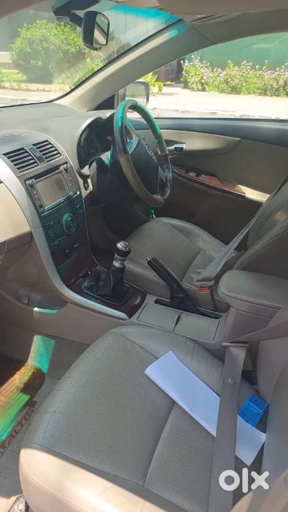 Toyota Corolla Altis 2012
