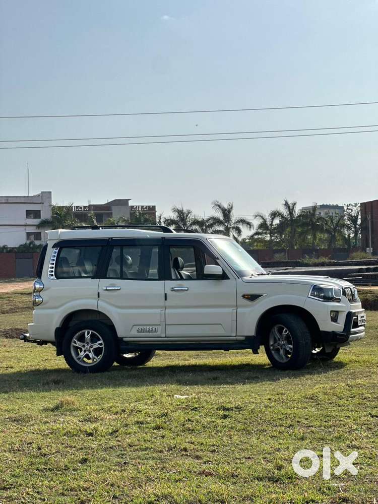 Mahindra Scorpio S10, 2017, Diesel