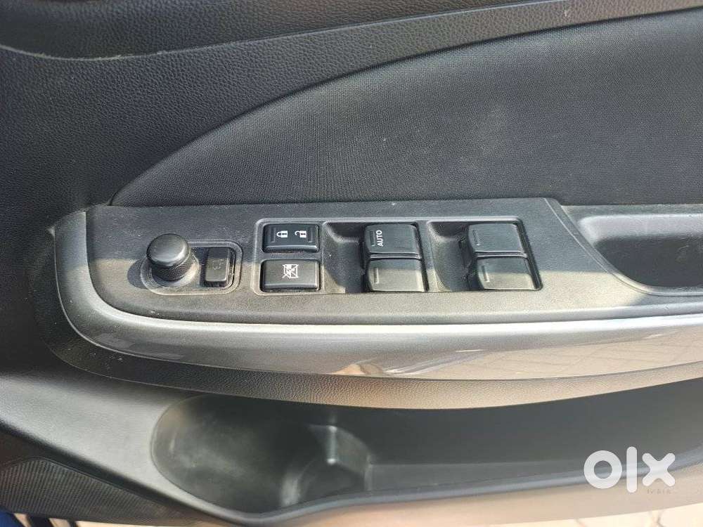 Maruti Suzuki Swift Amt Zxi Plus, 2019, Petrol