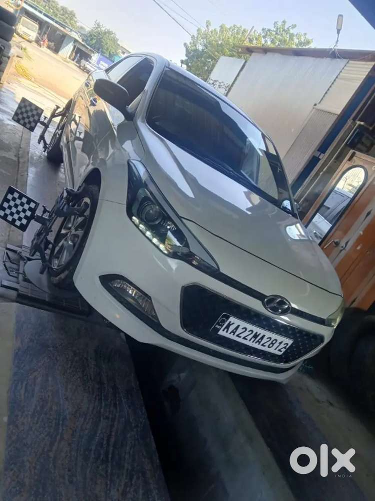 Hyundai Elite I20 2016 Dual Tone