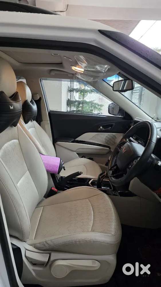 Mahindra Xuv400 Ev 2025 Electric Well Maintained