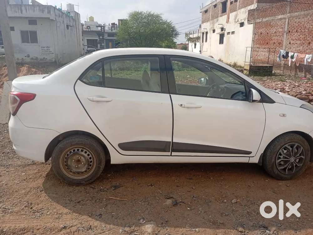 Hyundai Xcent 2016 Diesel 74550 Km Driven