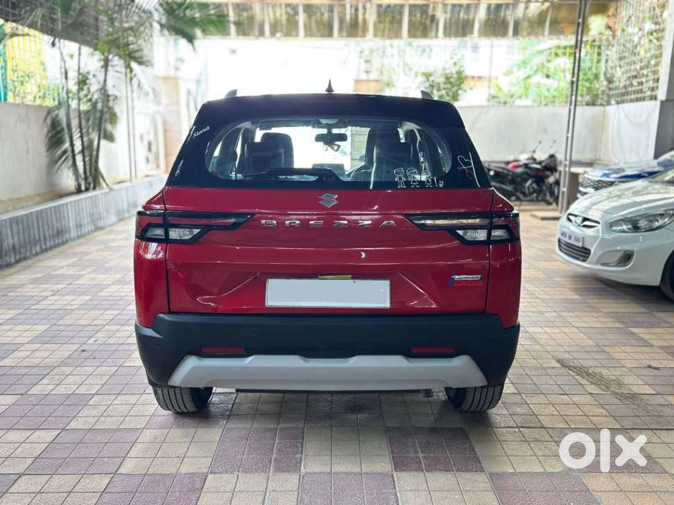 Maruti Suzuki Vitara Brezza Zxi + At, 2022, Petrol