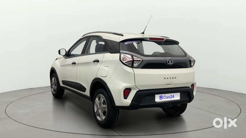 Tata Nexon 1.2 Revotron Xm (s), 2022, Diesel
