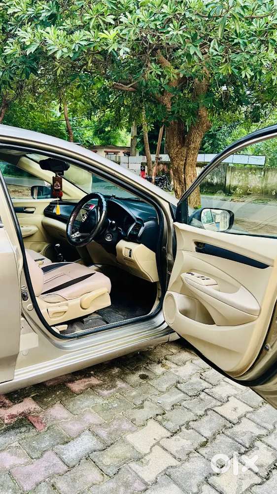 Honda City 1.5 V 2012