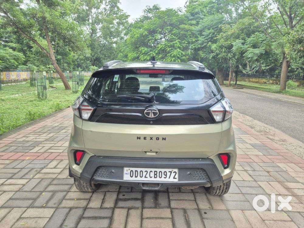 Tata Nexon 1.2 Revotron Xza Plus, 2022, Petrol